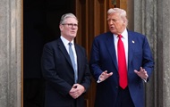 Стармер в разговоре с Трампом выразил возмущение голодом в Газе
