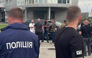 У Києві правохоронці перевіряють офіси, авто і документи громадян