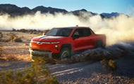 Chevrolet Silverado EV зміг проїхати понад 1700 км на одному заряді