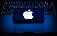 Apple створює власну пошукову систему - Bloomberg