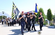 В Донецкой области простились с тремя погибшими полицейскими