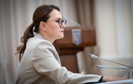 Кабмин разрешит выезд молодым украинцам