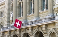 Парламент Швейцарии ослабил ограничения на экспорт оружия