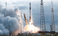 SpaceX запустила перші супутники Starlink в новому році