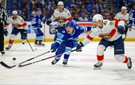 НХЛ: Тампа, Каролина и Вегас празднуют победы