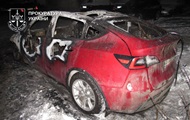 В Киеве сожгли автомобили Tesla по заказу РФ