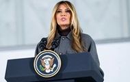 Мелания Трамп помогла вернуть Украине группу детей