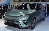 Китайська Hongqi представила свій перший кросовер для міжнародного ринку