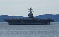 Крупнейший авианосец США покидает Ближний Восток