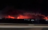 Ростов атаковали ракеты, пожар не утихает - СМИ