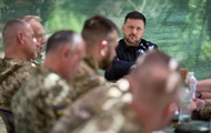 Зеленський анонсував Ставку після поїздки на фронт