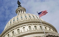 Сенаторы США требуют от Пентагона разблокировать помощь Украине
