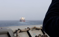 США четыре раза открывали предупредительный огонь по кораблям в Ормузе