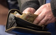 Українців не влаштовують їх зарплати