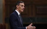 Премьер-министр Испании остается на посту несмотря на коррупционные скандал