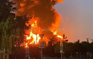 В Краснодарском крае РФ горит большая нефтебаза