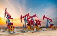Китай почав витрачати резерви нафти через блокаду 
