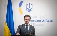 Україна не отримує безплатної військової допомоги від Болгар