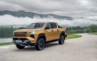 Современный, мощный, удобный: в Украину прибывает новый Toyota Hilux