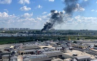 В Подмосковье горит электроподстанция