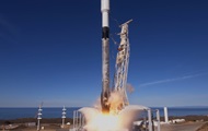 Falcon 9 успішно запустила ще понад 80 супутників у космос