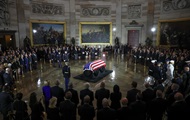 В США попрощались с сенатором Линдси Грэмом