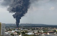 После взрывов в Брянске бушует масштабный пожар