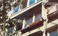 В Киеве женщина выбросила пса с четвертого этажа
