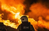 РФ бьет по Киевщине: под атакой дома и склады
