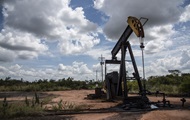 Связанные с Трампом компании соревнуются за нефтяной сектор Венесуэлы - FT