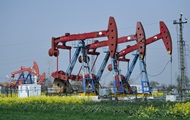 Нафта дешевшає після новин про поставки Саудівської Аравії