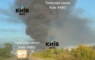 Под Броварами после атаки горят склады