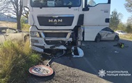 В Закарпатье фура въехала в очередь на блокпосту