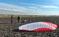 На мотопараплане в Молдову: украинец попросил убежища