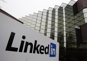 LinkedIn начал размещать контекстную рекламу