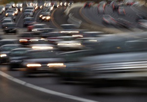 Движение на некоторых улицах Киева сделают односторонним