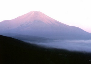 Тела трех альпинистов были обнаружены на горе Фудзи и в горах префектуры Нагано