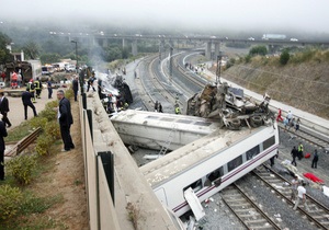Железнодорожная катастрофа в Испании: машинист признал свою вину в гибели людей