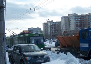 новости Киева - движение транспорта - наводнение - КГГА уверяет, что в Киеве нет задержек транспорта из-за подтопления