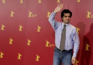 В Иране освободили семью известного режиссера, сам он - под арестом