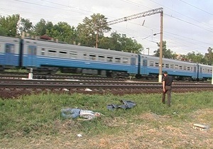 В Киеве поезд сбил насмерть человека