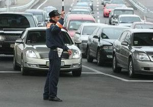В первый же день работы на Гаванском мосту в Киеве образовались пробки