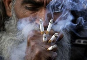 Индонезийская клиника предлагает лечить рак при помощи сигарет
