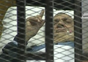 В Каире возобновили судебный процесс над Мубараком