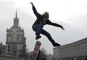 В Киеве открыли первый скейт-парк