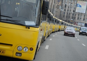 Глава киевской ГАИ заявил, что маршрутки в центре нужно заменить автобусами