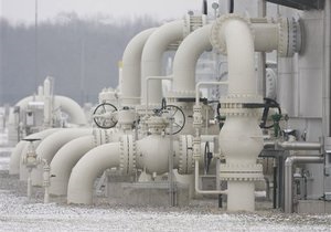 Москва незамедлительно отреагировала на слова Азарова о возможном пересмотре  газовых контрактов