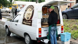 BBC Україна: Кофе на колесах отныне - запрещенный бизнес