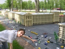 В миниатюрном Киеве появились новые постройки
