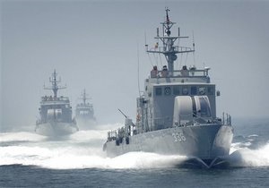 США и Южная Корея приступят к военным учениям в Японском море